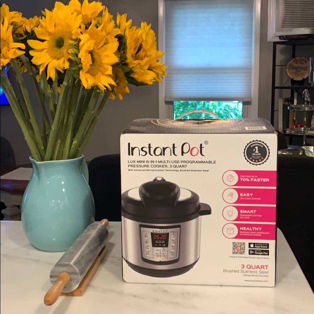Brand New Lux Mini Instant Pot 3 Quart